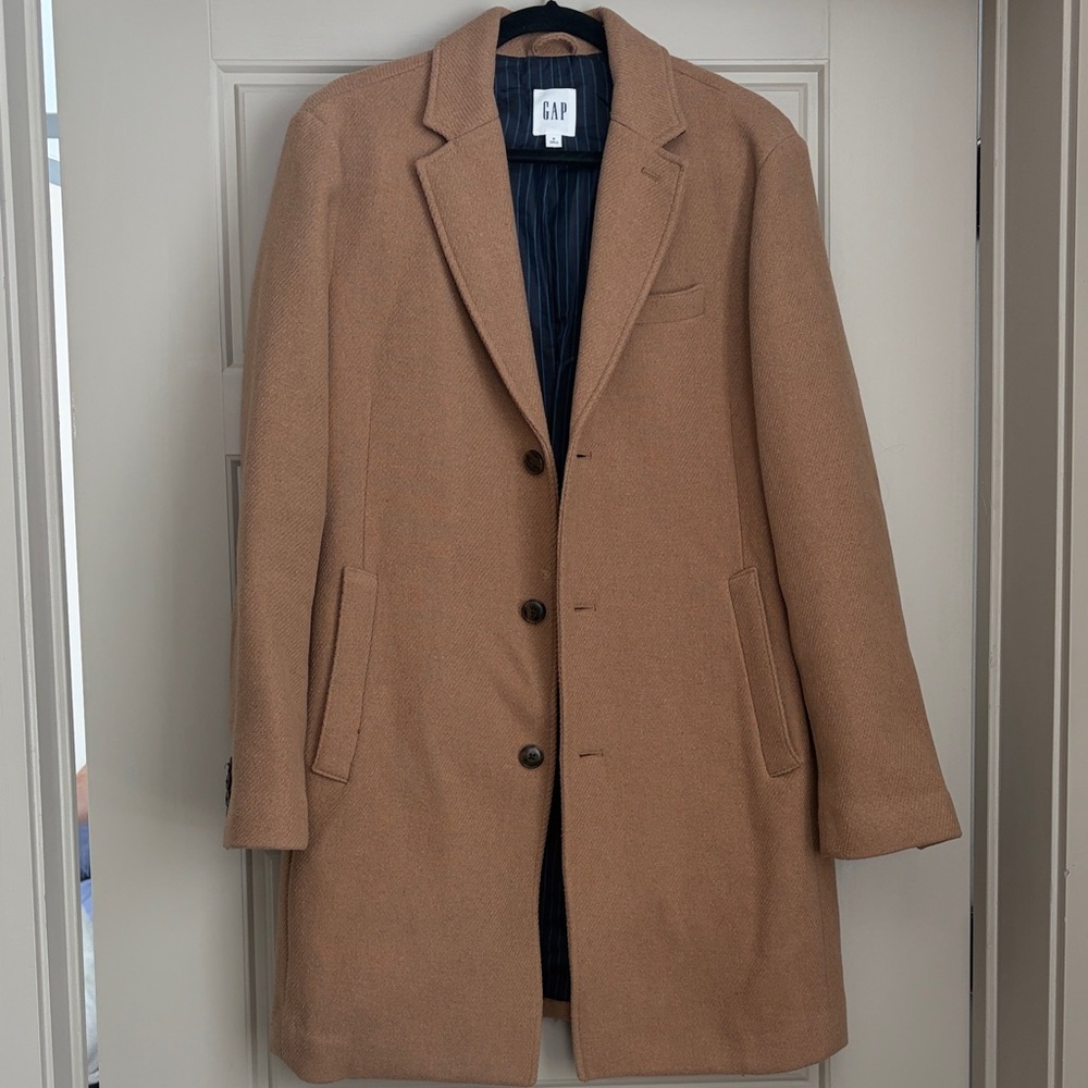 GAP Men's Classic Camel Trench Coat